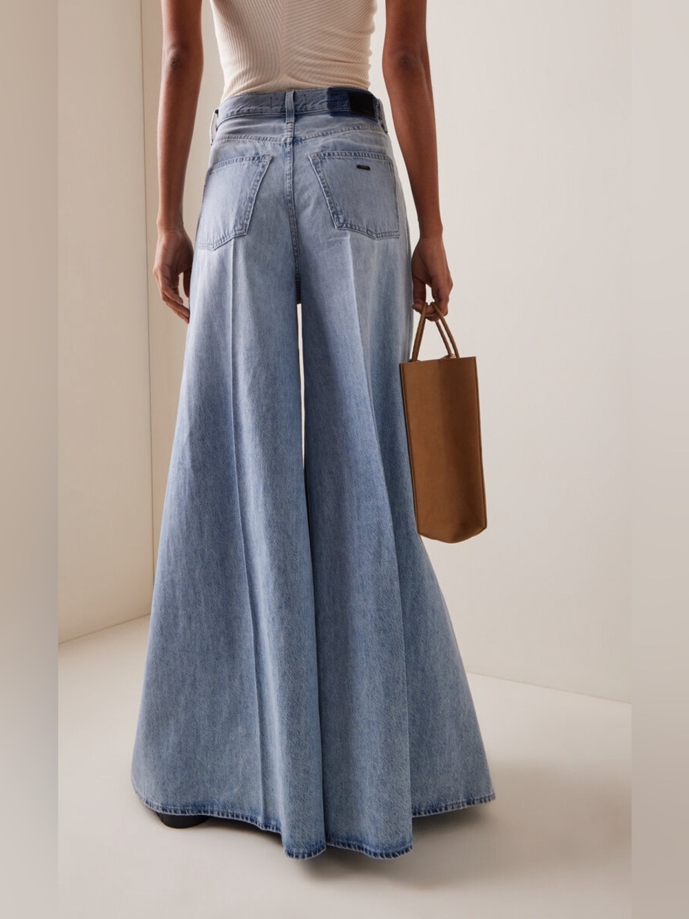 MADE IN TOMBOY Ultra Flare Super Wide Leg Benny Light Blue Made in Italy VGUC